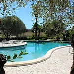 Usciglio - & Pool Konukevi